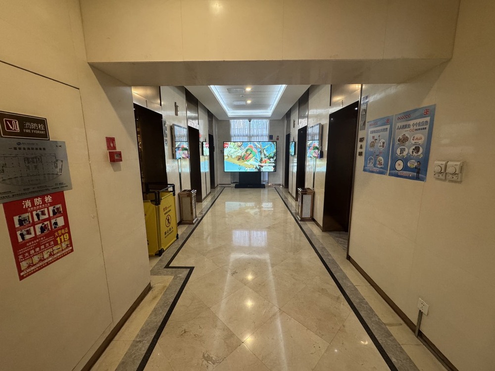 电梯厅1